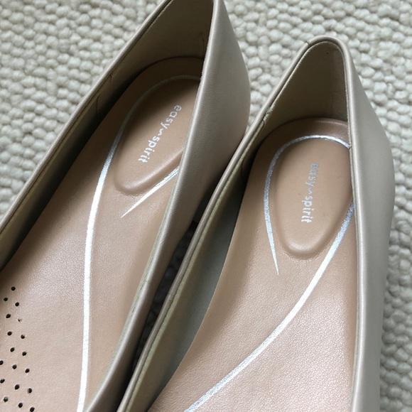 Easy Spirit low heel round toe pump - size 7.5 - Picture 9 of 11